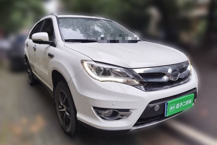 Used BYD S7 2016 1.5T Manual Luxury Edition Front Right 45 Deg