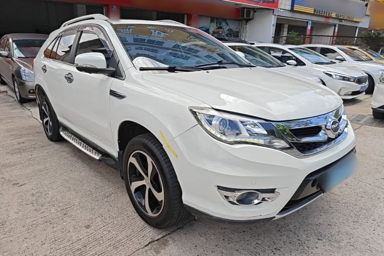 Used BYD S7 2016 2.0T Automatic Prestige Plus Front Right 45 Deg