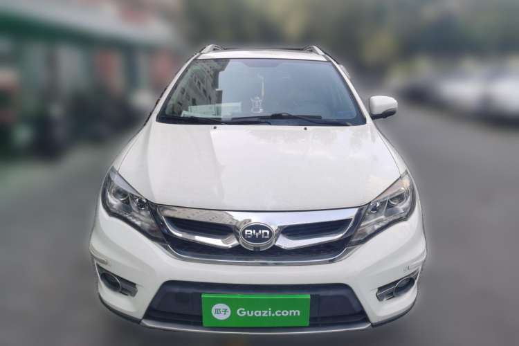 Used BYD S7 2016 2.0T Automatic Prestige Edition Front