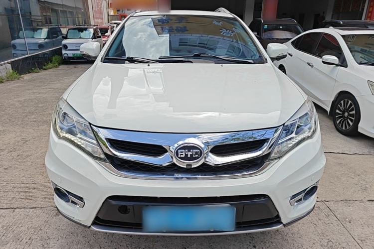 Used BYD S7 2016 2.0T Automatic Prestige Plus Front
