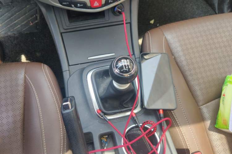 Used BYD S7 2016 1.5T Manual Luxury Edition Gear Lever