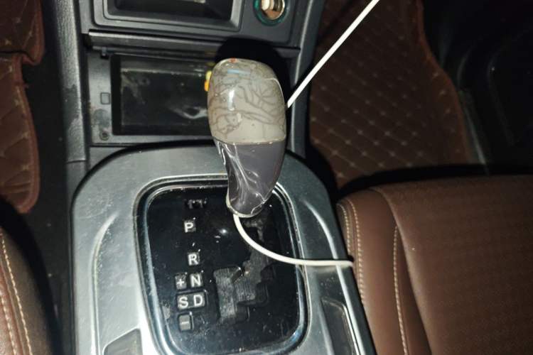 Used BYD S7 2016 2.0T Automatic Prestige Edition Gear Lever
