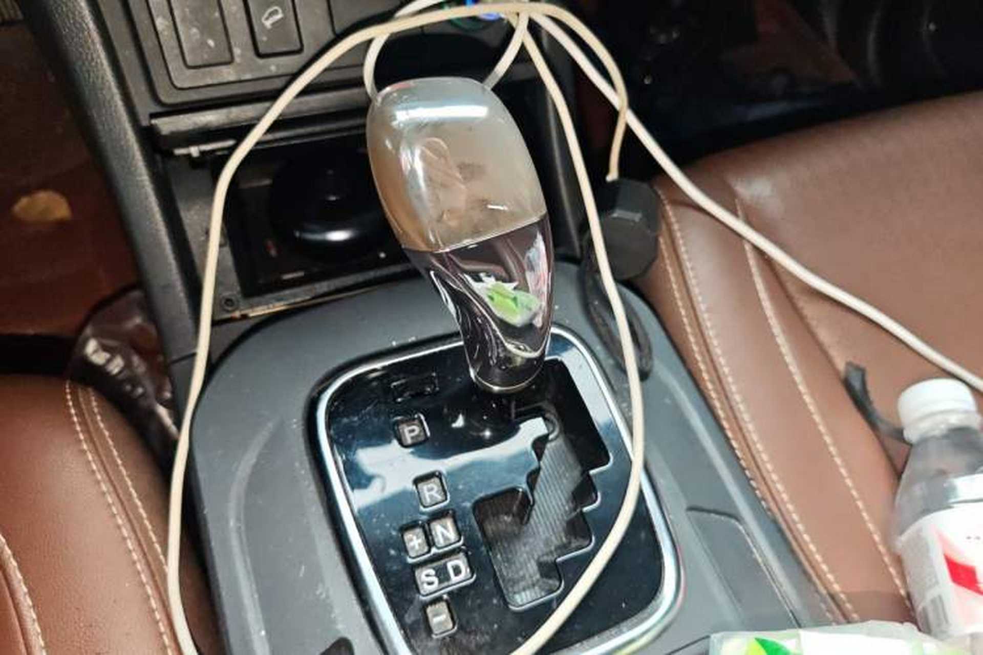 Used BYD S7 2016 2.0T Automatic Prestige Edition Gear Lever