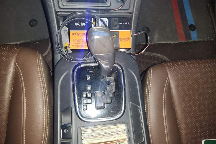 Used BYD S7 2016 2.0T Automatic Prestige Edition Gear Lever