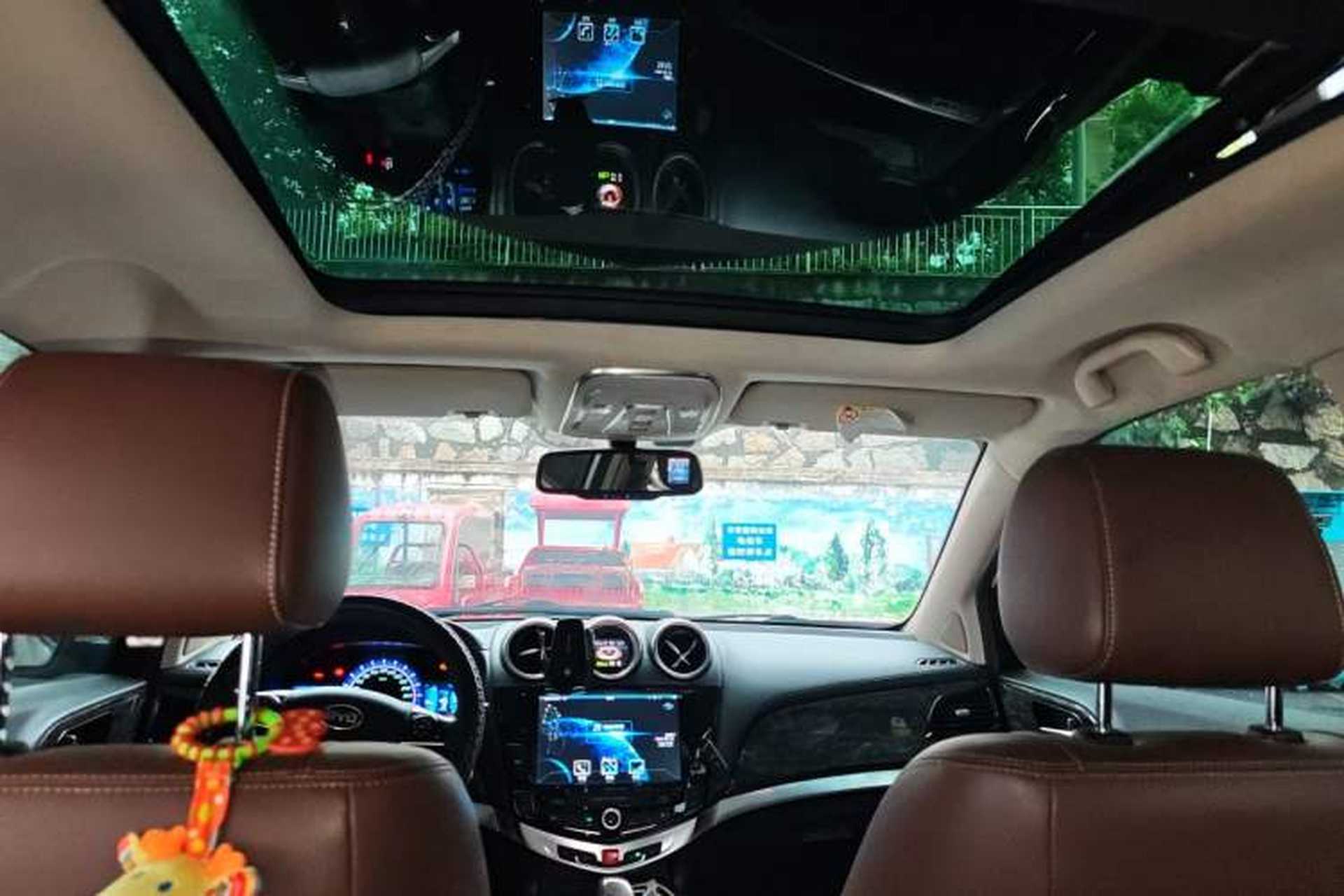 Used BYD S7 2016 2.0T Automatic Prestige Edition Headliner