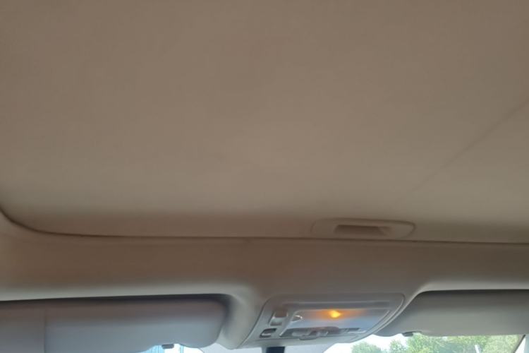 Used BYD S7 2016 2.0T Automatic Prestige Edition Headliner