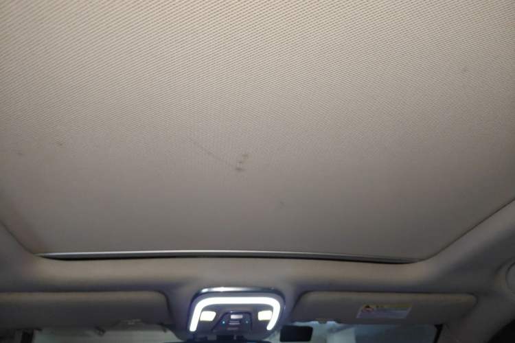 Used BYD S7 2016 2.0T Automatic Prestige Plus Headliner