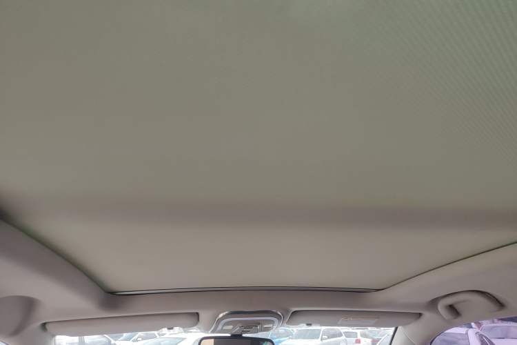 Used BYD S7 2016 2.0T Automatic Prestige Plus Headliner