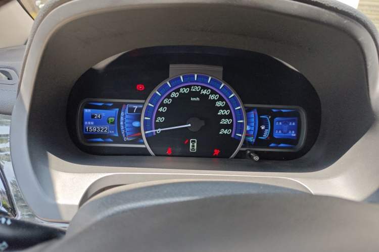 Used BYD S7 2016 2.0T Automatic Prestige Plus Instrument Cluster