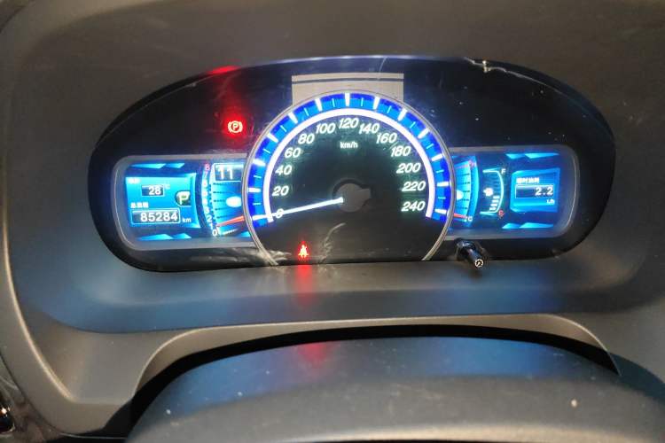 Used BYD S7 2016 2.0T Automatic Prestige Plus Instrument Cluster