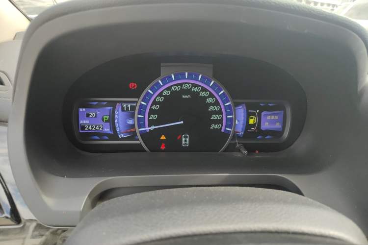Used BYD S7 2016 2.0T Automatic Prestige Plus Instrument Cluster