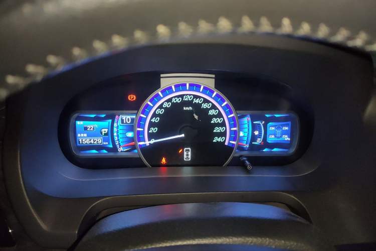 Used BYD S7 2016 2.0T Automatic Prestige Plus Instrument Cluster