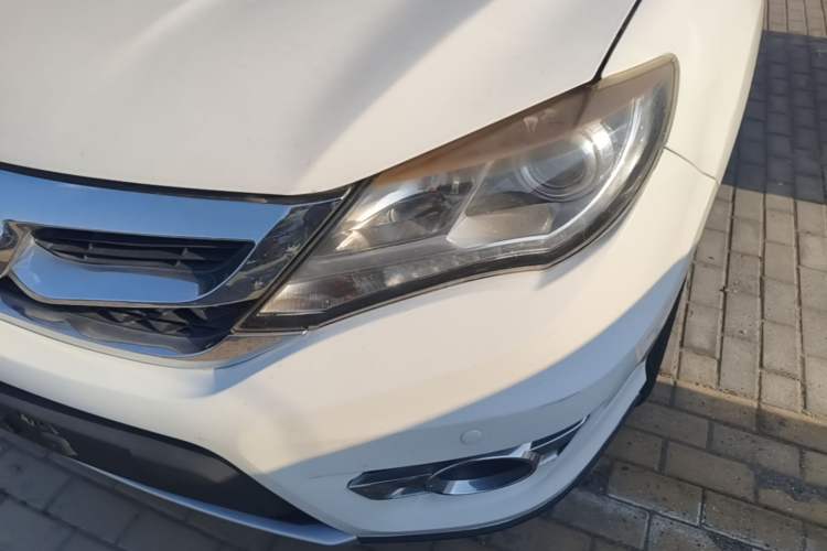 Used BYD S7 2016 2.0T Automatic Prestige Edition Left Front Headlight