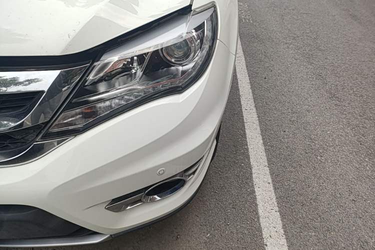 Used BYD S7 2016 1.5T Manual Luxury Edition Left Front Headlight