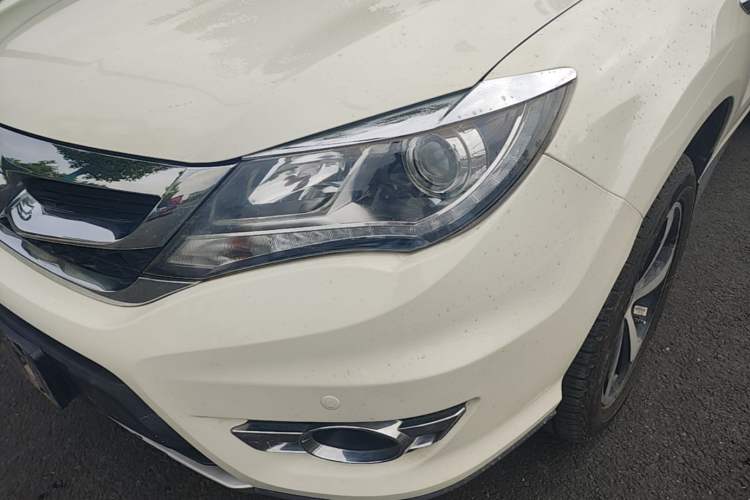 Used BYD S7 2016 2.0T Automatic Prestige Plus Left Front Headlight