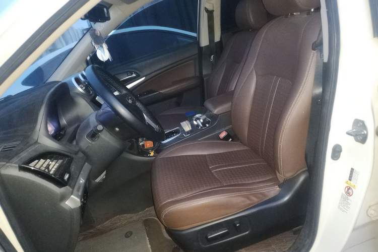 Used BYD S7 2016 2.0T Automatic Prestige Edition Left Front Seat