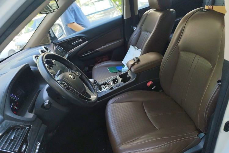 Used BYD S7 2016 2.0T Automatic Prestige Plus Left Front Seat