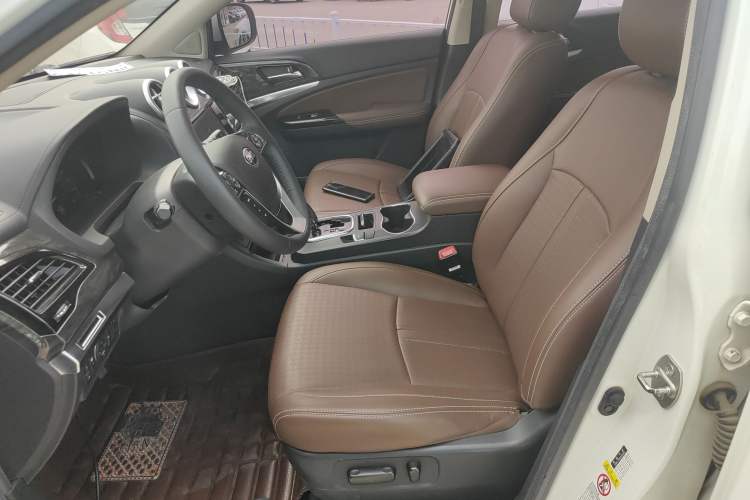 Used BYD S7 2016 2.0T Automatic Prestige Plus Left Front Seat