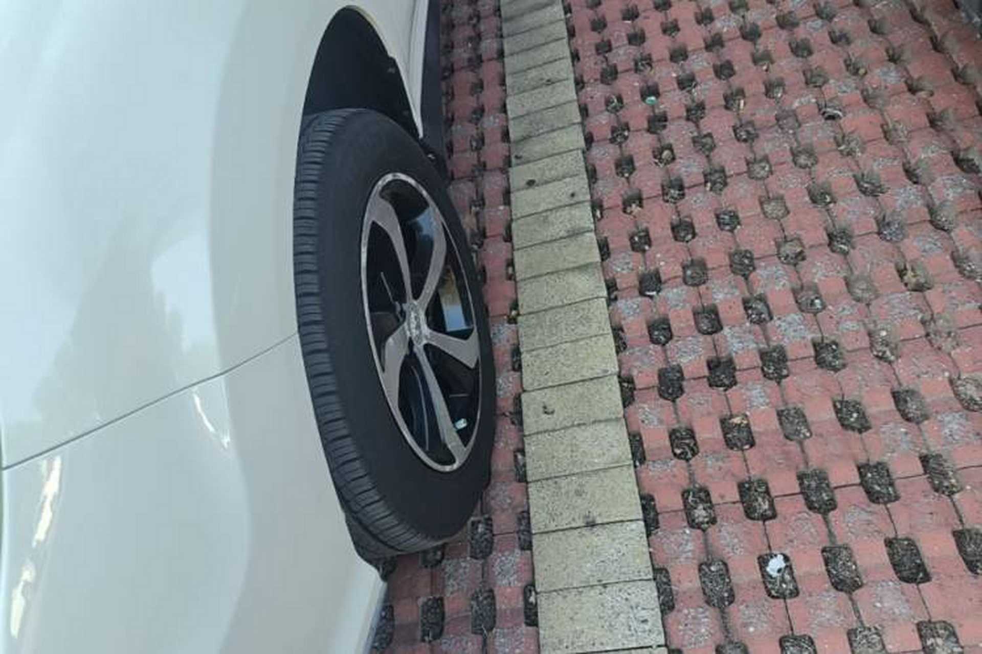Used BYD S7 2016 2.0T Automatic Flagship Plus Left Front Wheel Hub