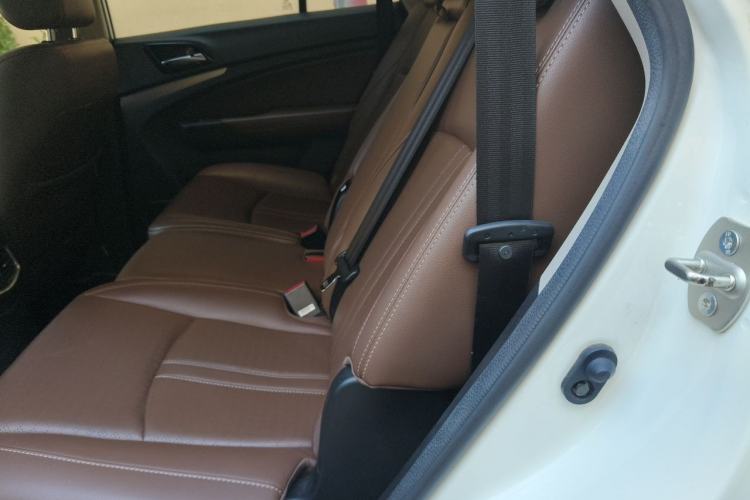 Used BYD S7 2016 2.0T Automatic Prestige Edition Left Rear Seat
