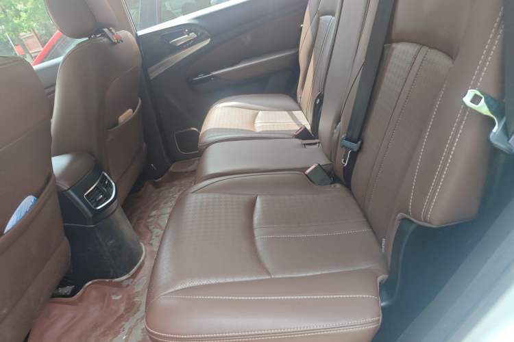 Used BYD S7 2016 2.0T Automatic Prestige Plus Left Rear Seat