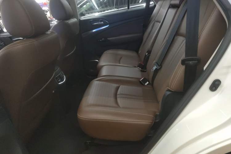 Used BYD S7 2016 2.0T Automatic Prestige Plus Left Rear Seat