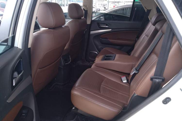 Used BYD S7 2016 1.5T Manual Luxury Edition Left Rear Seat