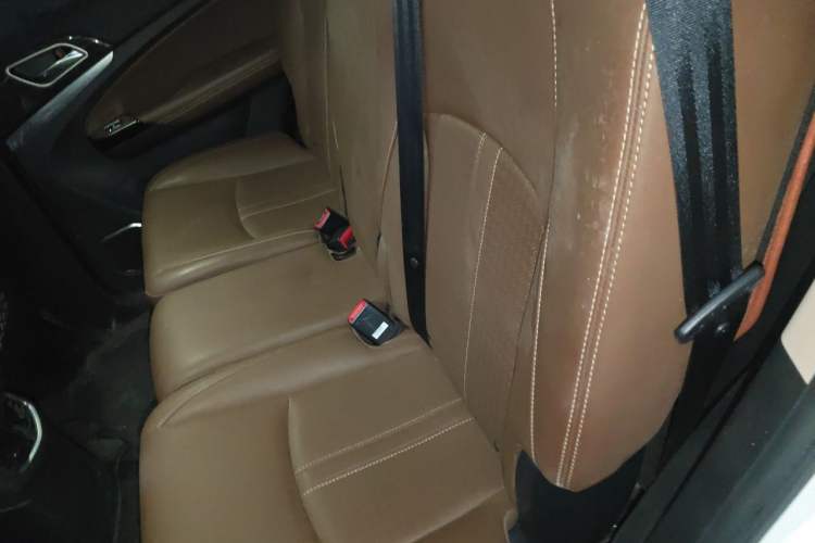 Used BYD S7 2016 2.0T Automatic Prestige Plus Left Rear Seat