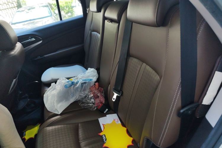 Used BYD S7 2016 2.0T Automatic Prestige Plus Left Rear Seat