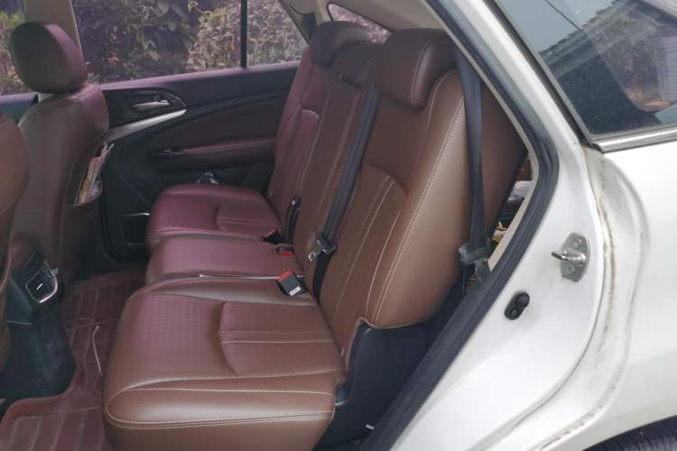 Used BYD S7 2016 2.0T Automatic Prestige Plus Left Rear Seat