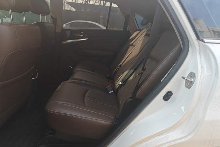 Used BYD S7 2016 2.0T Automatic Flagship Plus Left Rear Seat
