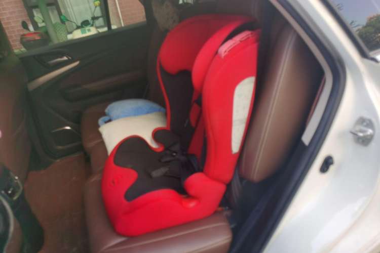Used BYD S7 2016 2.0T Automatic Prestige Edition Left Rear Seat