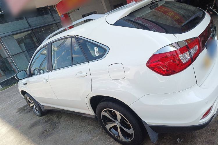 Used BYD S7 2016 2.0T Automatic Prestige Plus Left Side
