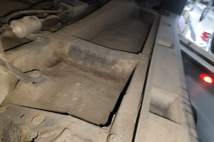 Used BYD S7 2016 2.0T Automatic Prestige Plus Left Side Sill