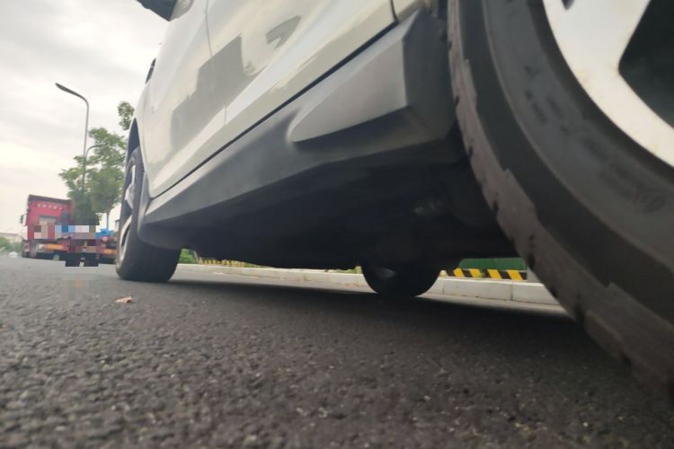 Used BYD S7 2016 2.0T Automatic Prestige Plus Left Side Sill