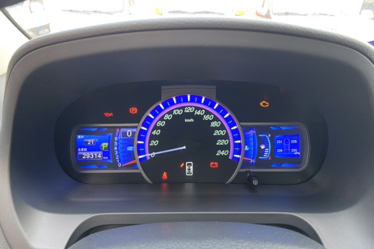 Used BYD S7 2016 2.0T Automatic Prestige Edition Odometer Close Up