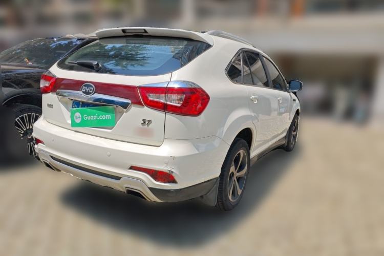 Used BYD S7 2016 2.0T Automatic Prestige Plus Rear Right 45 Deg