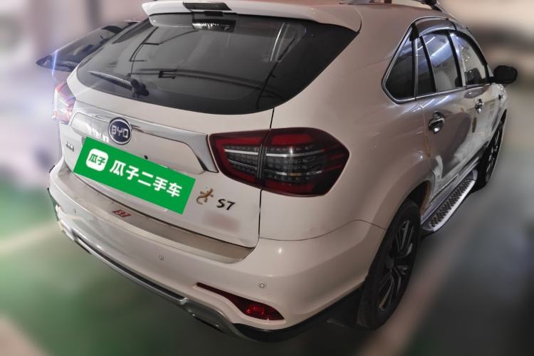 Used BYD S7 2016 2.0T Automatic Prestige Plus Rear Right 45 Deg