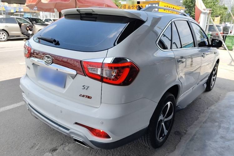 Used BYD S7 2016 2.0T Automatic Prestige Plus Rear Right 45 Deg