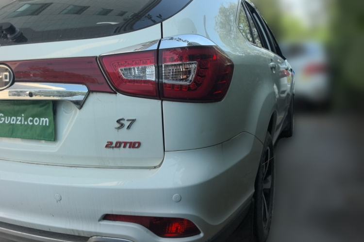 Used BYD S7 2016 2.0T Automatic Prestige Plus Rear Right 45 Deg
