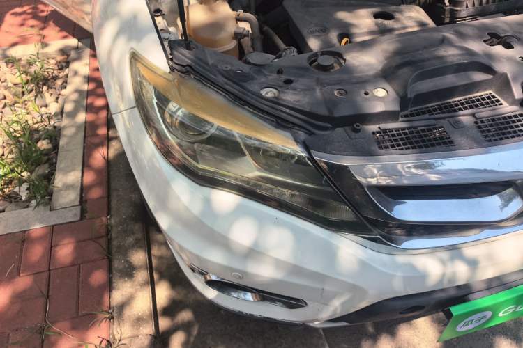 Used BYD S7 2016 2.0T Automatic Prestige Plus Right Front Headlight