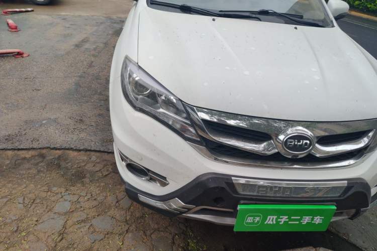 Used BYD S7 2016 1.5T Manual Luxury Edition Right Front Headlight