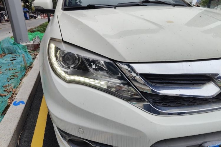 Used BYD S7 2016 1.5T Manual Luxury Edition Right Front Headlight