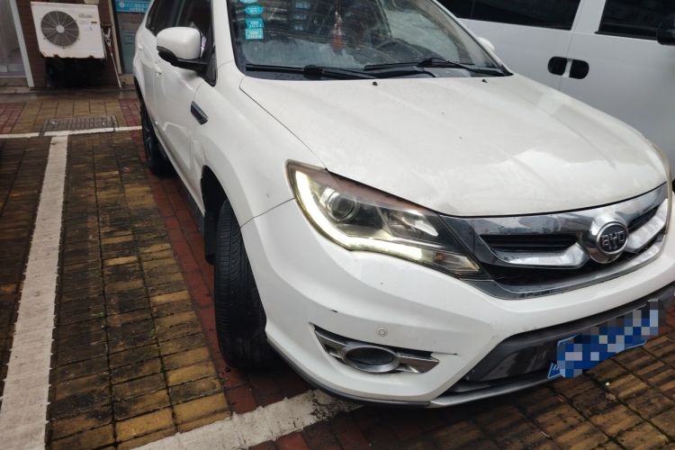 Used BYD S7 2016 1.5T Manual Luxury Edition Right Front Headlight