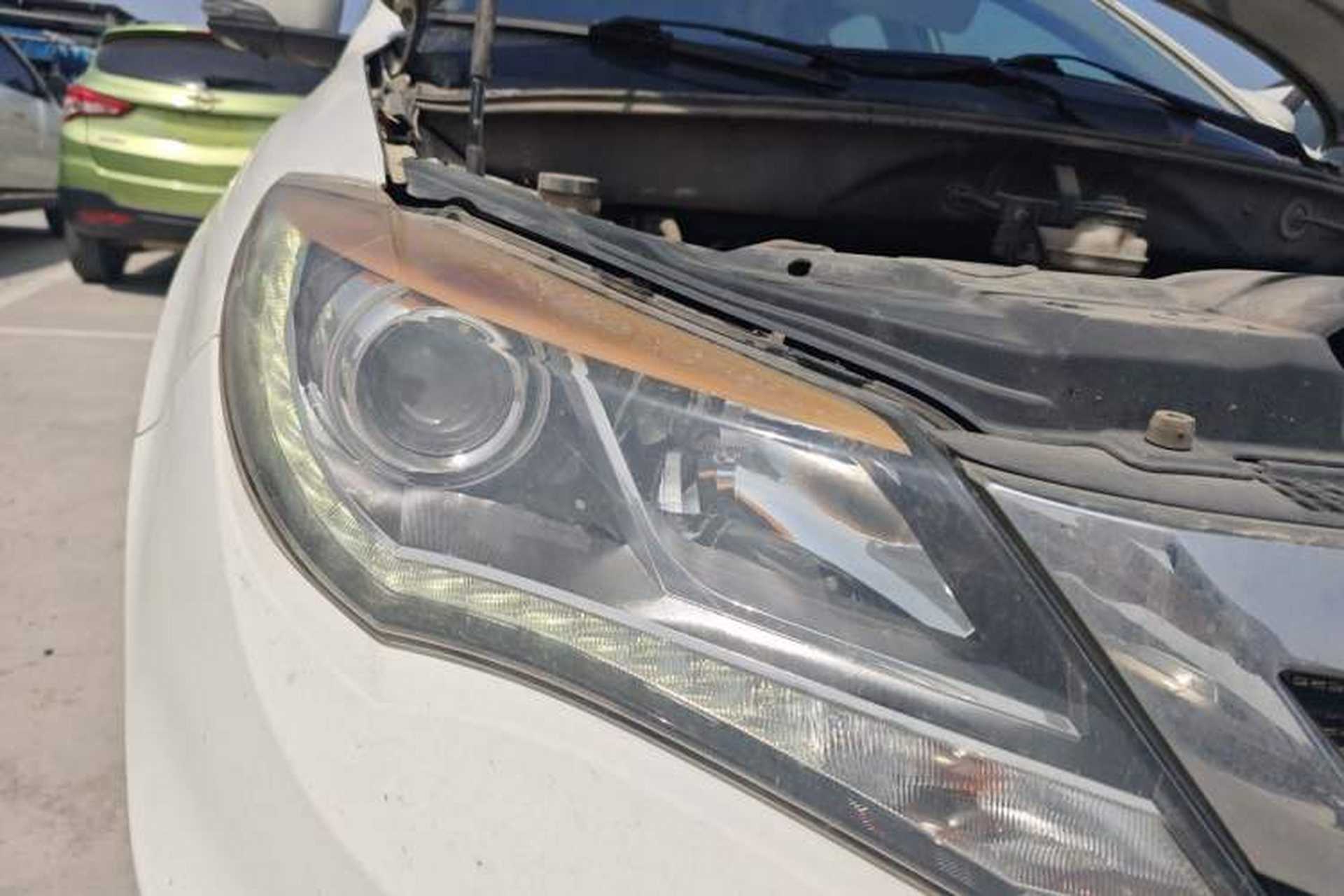 Used BYD S7 2016 2.0T Automatic Prestige Plus Right Front Headlight