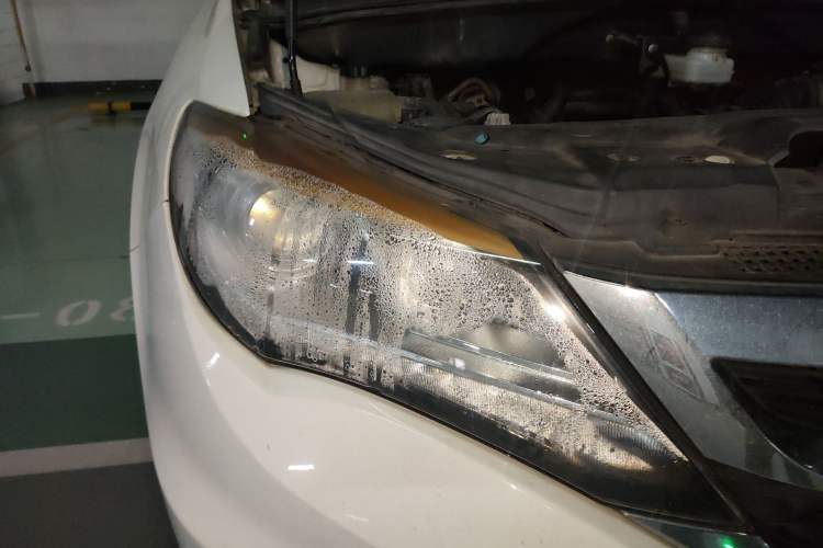 Used BYD S7 2016 2.0T Automatic Prestige Plus Right Front Headlight