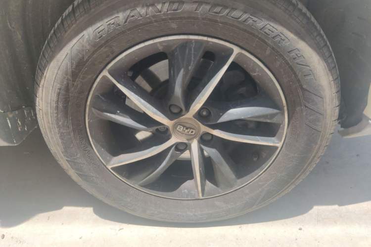 Used BYD S7 2016 1.5T Manual Luxury Edition Right Front Wheel Hub