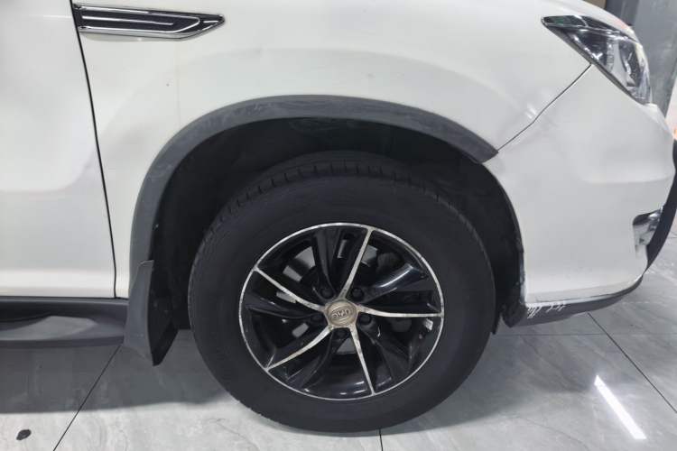 Used BYD S7 2016 1.5T Manual Luxury Edition Right Front Wheel Hub