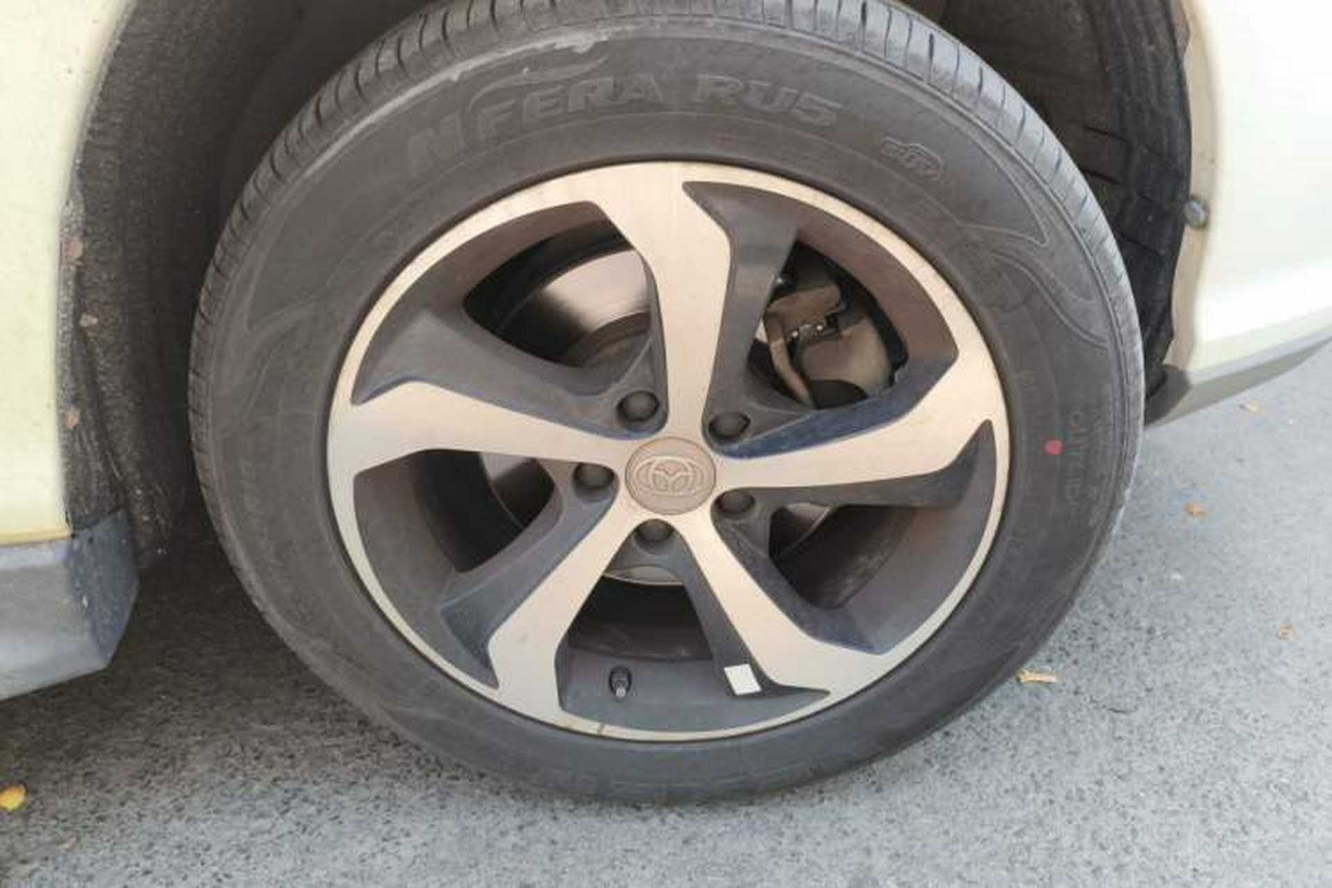 Used BYD S7 2016 2.0T Automatic Flagship Plus Right Front Wheel Hub