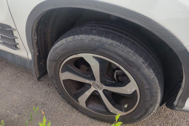 Used BYD S7 2016 2.0T Automatic Flagship Plus Right Front Wheel Hub
